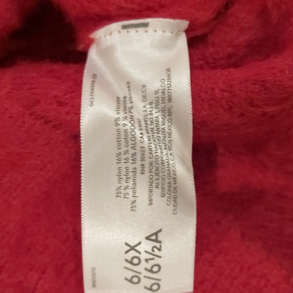 Sale $5❣️Girls Oshkosh sweater size 6 (#164) - Picture 4 of 4